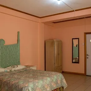 2* Guest house Hewanorra Gardens